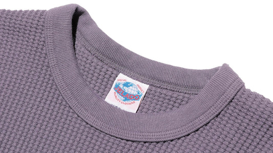 新色登場──秋冬最強インナー「メガサーマル・クルーネック」～Flagship Store～