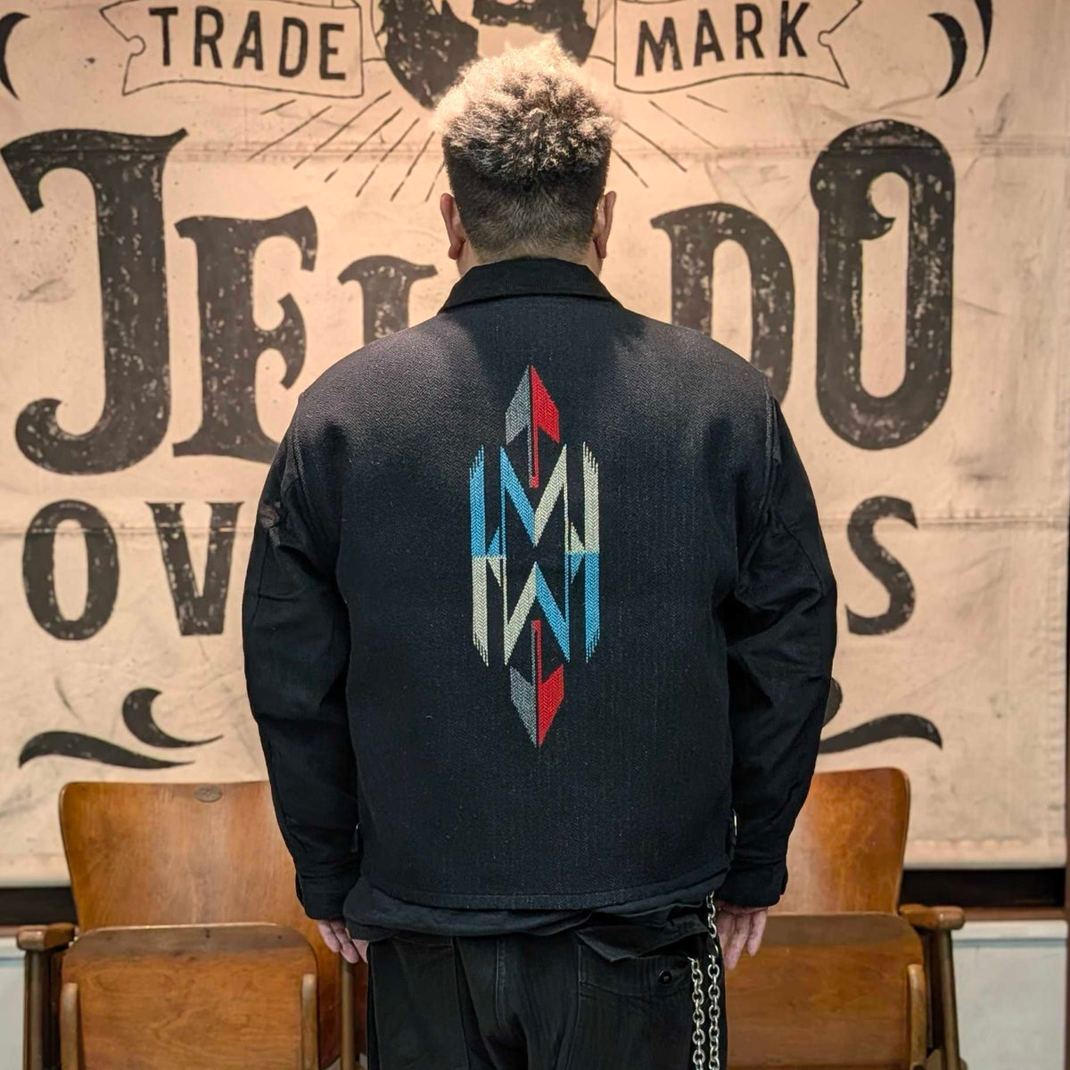 [Pre-order Item - Arriving October] Sitting Bull [CB23425]